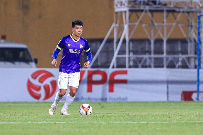 Thành Chung chấn thương nặng, có nguy cơ lỡ Asian Cup 2023