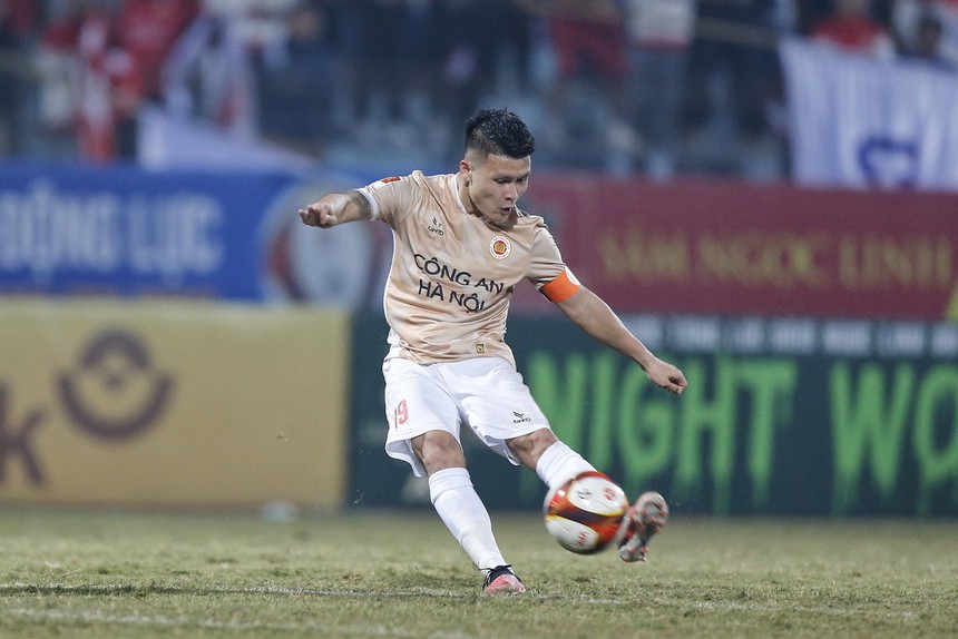 Quang Hải rực sáng, điều HLV Troussier cần - Ảnh 3.