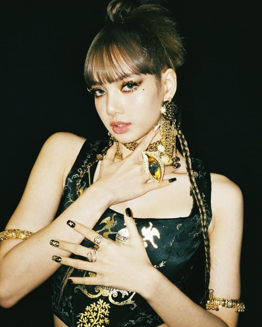 Lisa Blackpink thích thú khi đến Việt Nam, chưa từng có cuộc sống tuổi teen - Ảnh 6.
