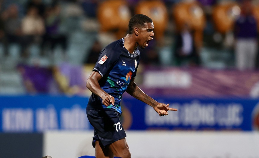 Vòng 4 Night Wolf V-League 2023/24: Mưa bàn thắng, thừa bất ngờ - Ảnh 2.