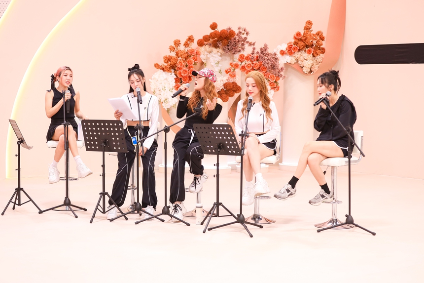 Chị đẹp đạp gió rẽ sóng tập 10: Mỹ Linh giận chồng suốt 6 tháng, Diệp Lâm Anh nói chuyện ly hôn - Ảnh 9.