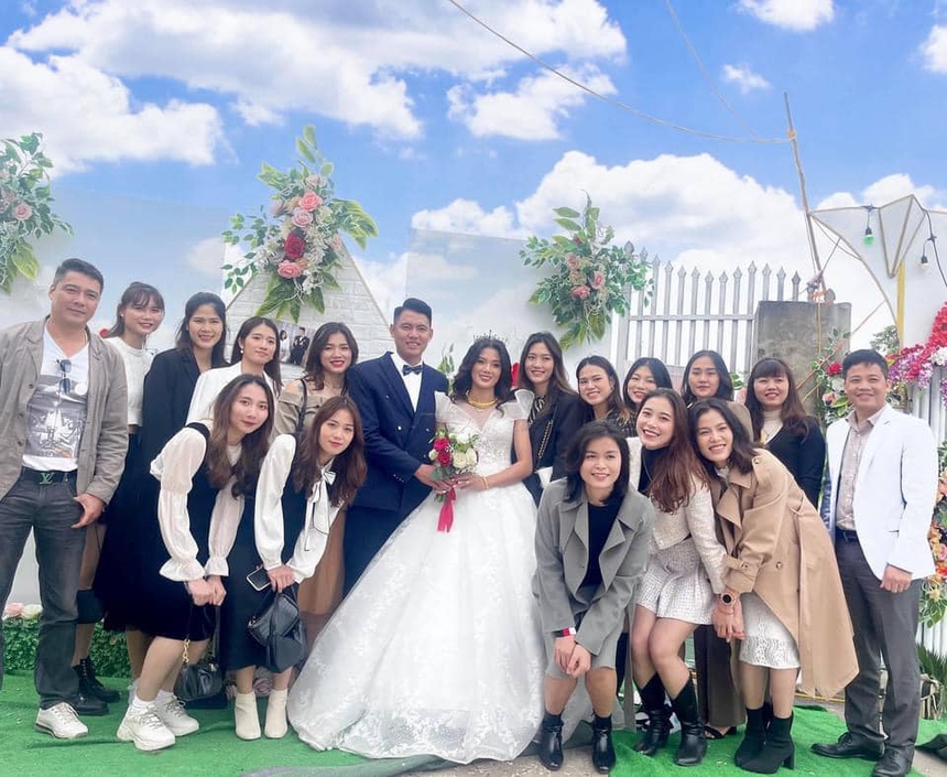 Ngọc nữ bóng chuyền Việt Nam sinh con trai cùng phụ công đẹp như soái ca, cuộc sống viên mãn ở tuổi 30 - Ảnh 4.