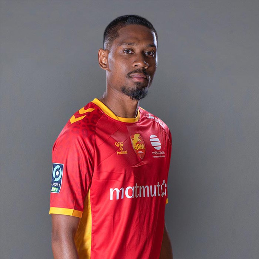 Sao Việt kiều đắt giá ngang Filip Nguyễn muốn khoác áo ĐT Việt Nam, HLV Troussier có thêm ‘cơn lốc đường biên’ cho giấc mơ World Cup - Ảnh 2.