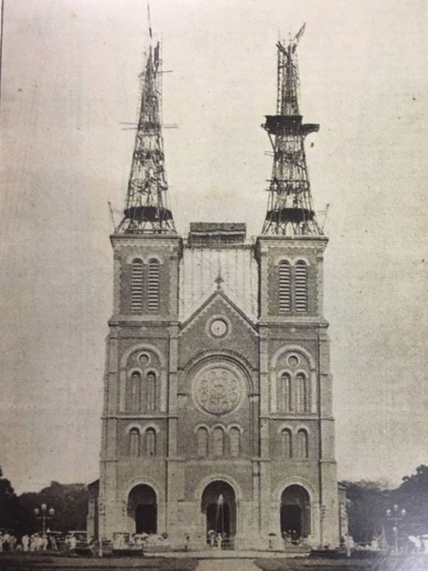 Ảnh = Ký ức = Lịch sử (kỳ 88): Nhà thờ Đức Bà - Ảnh 8. Ảnh = Ký ức = Lịch sử (kỳ 88): Nhà thờ Đức Bà - Ảnh 8.