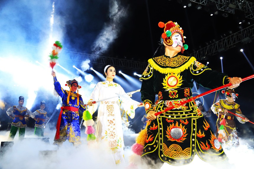 Làm gì để tuồng 'bén rễ' vào đời sống? - Ảnh 2.