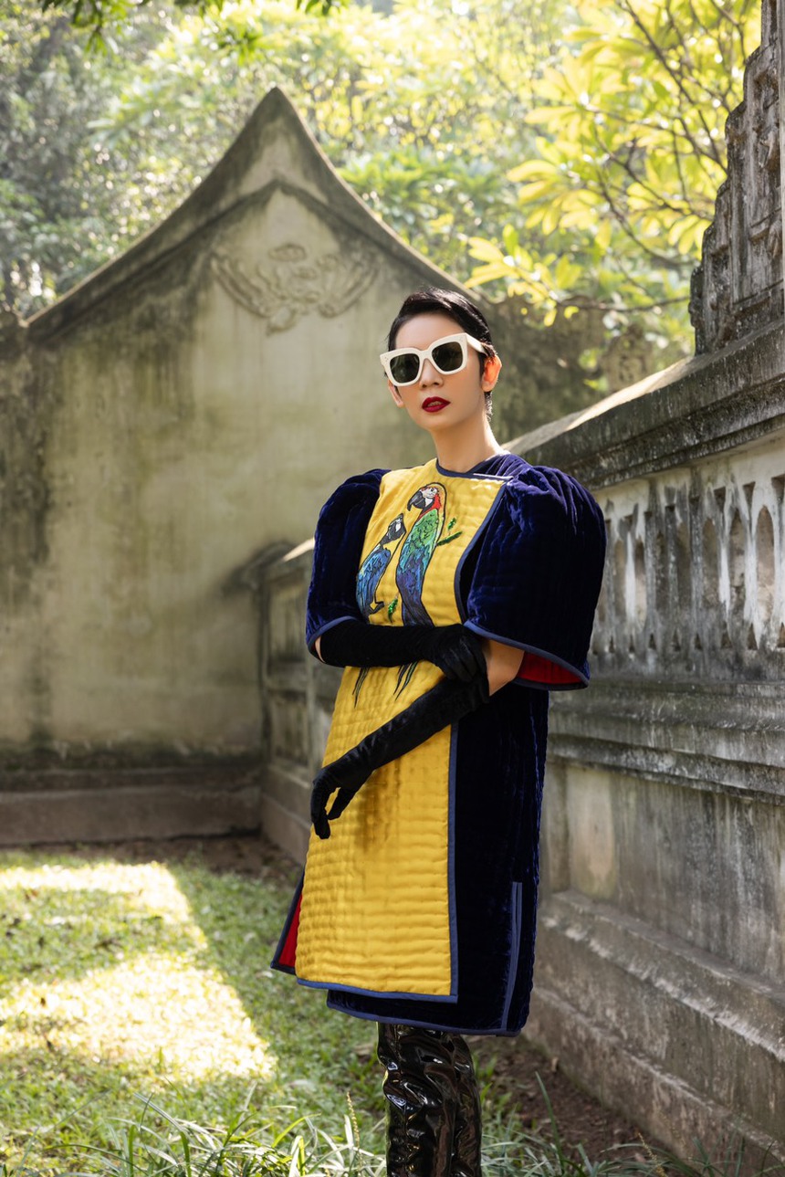 Xuân Lan xuất hiện đầy phá cách trong BST mới của NTK Đức Hùng - Ảnh 11.