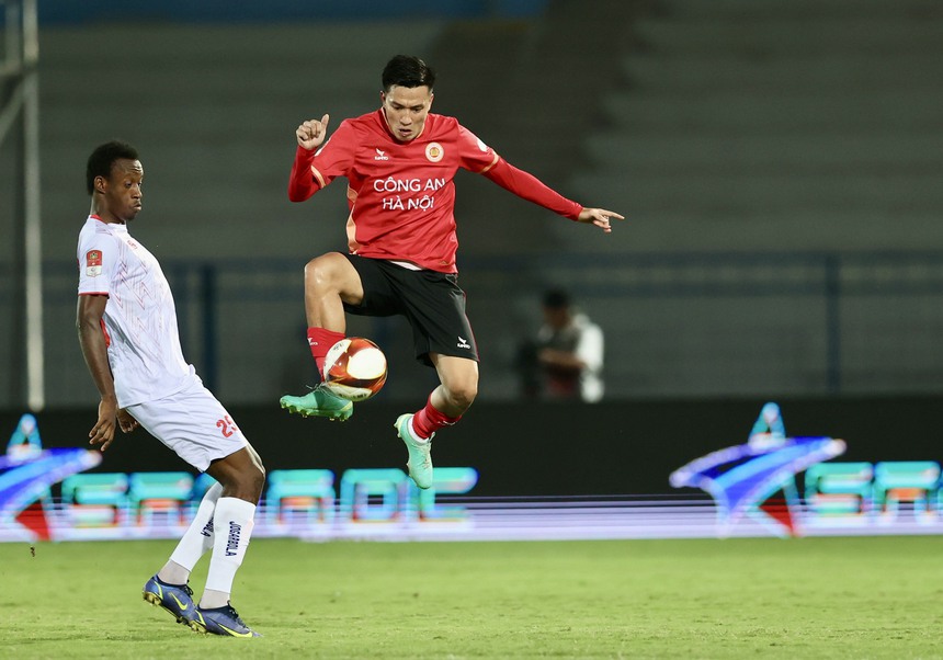 Trực tiếp bóng đá Hải Phòng vs CAHN, xem V-League vòng 4 (1-0): Lucas mở tỷ số - Ảnh 8.