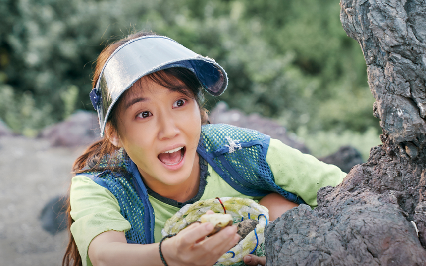 Phim mới của Park Eun Bin: ‘Bước đi lùi’ sau cú hit ‘Luật sư kỳ lạ Woo Young Woo’ - Ảnh 9.