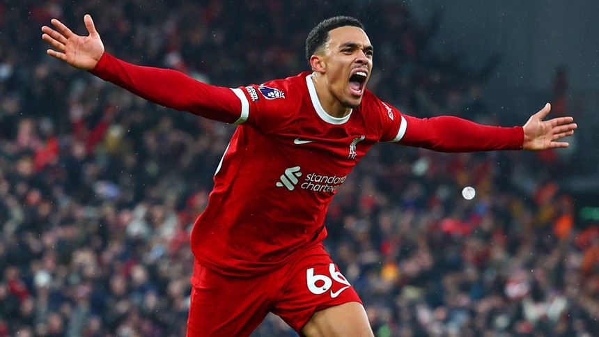 Alexander-Arnold: Cầu thủ lai đẳng cấp của Liverpool - Ảnh 1.