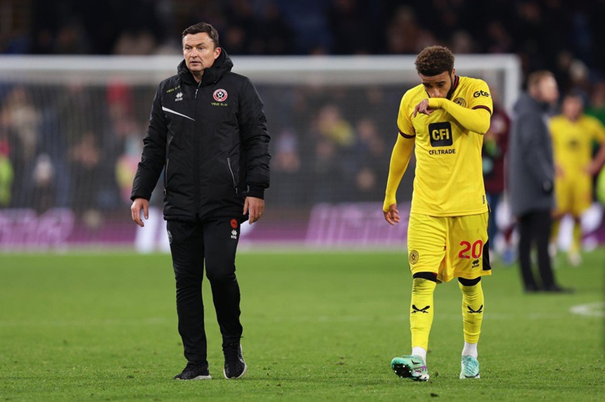 Ngoại hạng Anh mùa 2023-2024 chứng kiến HLV đầu tiên bị sa thải