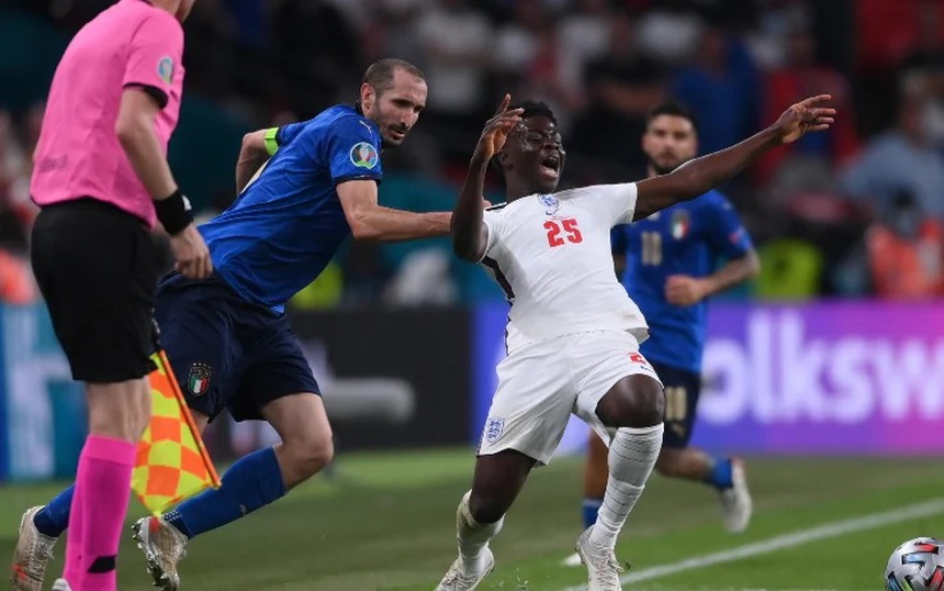 Filip Nguyễn lộ điểm hạn chế trong tuần đặc biệt, Văn Lâm thăng hoa trước CLB Hà Nội sẽ khiến HLV Troussier tin tưởng? - Ảnh 3.