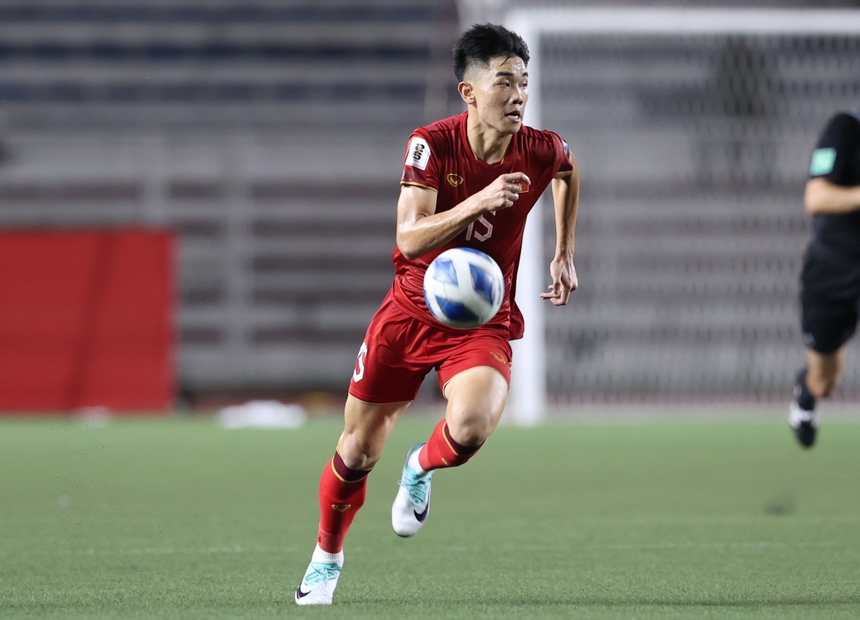 HLV Trần Công Minh: “Đã nghe gió ngày mai thổi lại…” - Ảnh 1.