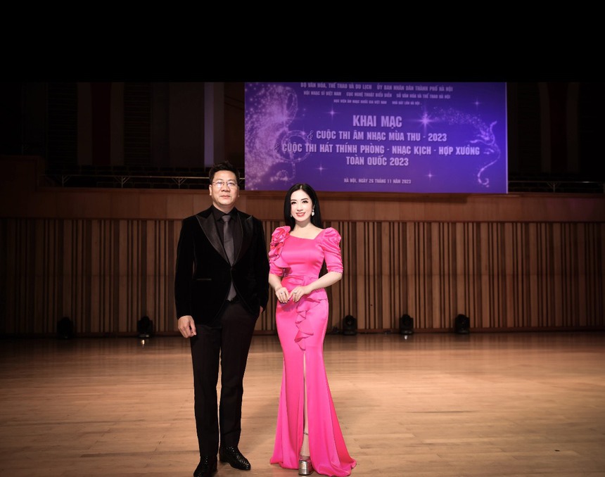 Tiến sĩ - ca sĩ Phương Nga: Nhiều tài năng âm nhạc trẻ đã rất nghiêm túc và say mê nghệ thuật - Ảnh 4.