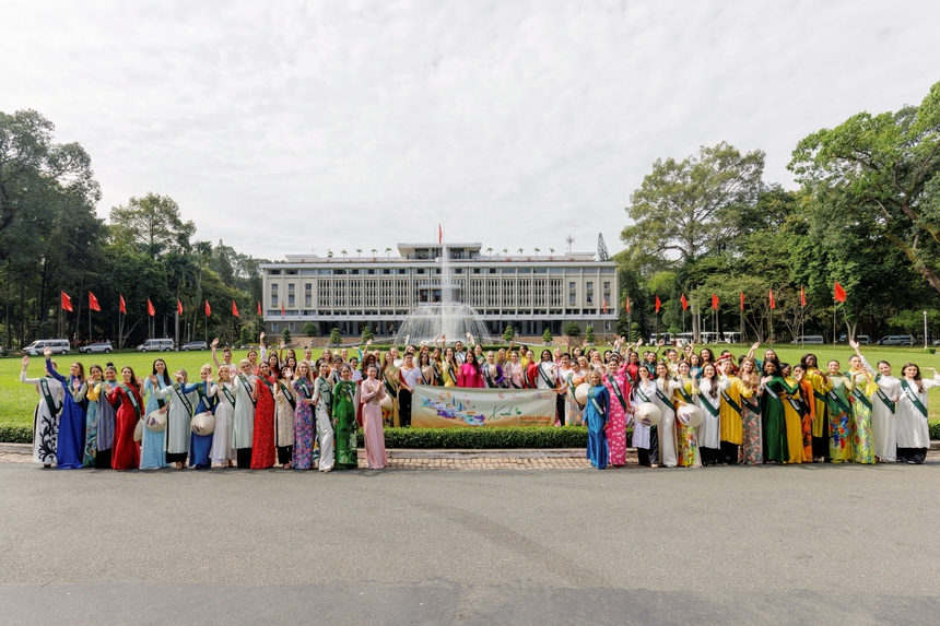 Thí sinh Miss Earth 2023 tham gia lễ phát động Tuần lễ Du lịch TP. Hồ Chí Minh - Ảnh 12.