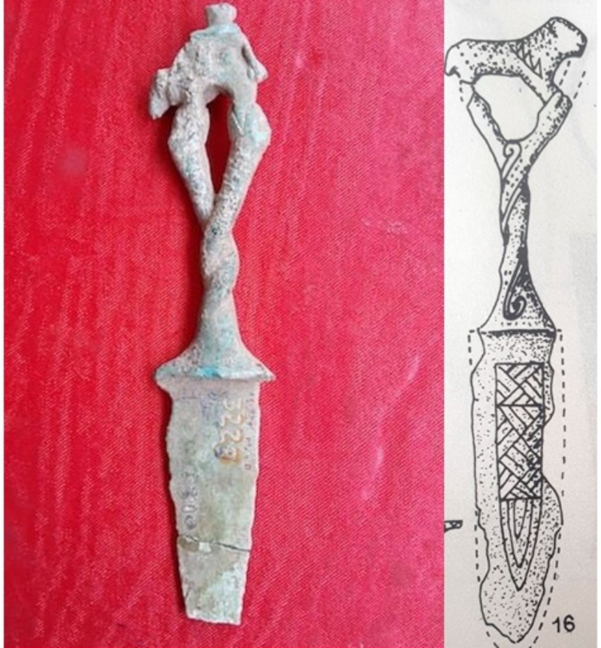 Người Đông Sơn vẽ, nặn về người Đông Sơn (kỳ 9): Cùng thợ cả đúc đồng phân loại tượng khối Đông Sơn - Ảnh 1.