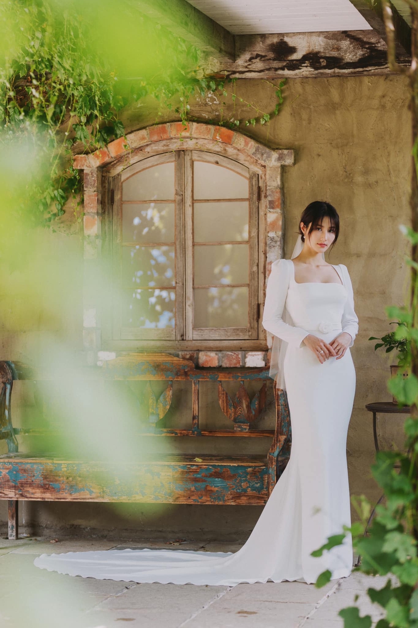 Diễm My 9X tung ảnh cưới xinh 'xỉu' bên chồng khiến dân mạng khen hết lời - Ảnh 5.