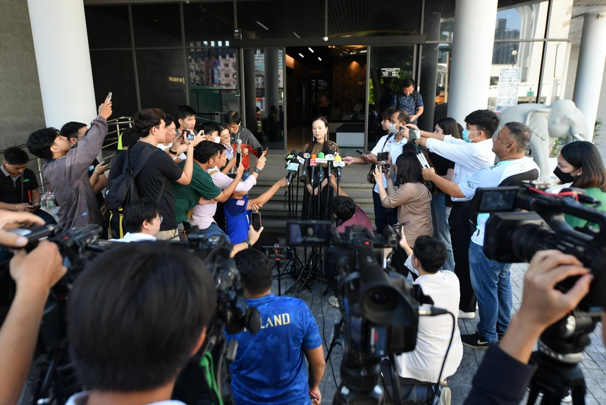 Tỷ phú Thái Lan chính thức tranh cử vị trí Chủ tịch, mục tiêu đưa "Voi chiến" dự World Cup - Ảnh 3. Tỷ phú Thái Lan chính thức tranh cử vị trí Chủ tịch, mục tiêu đưa "Voi chiến" dự World Cup - Ảnh 3.