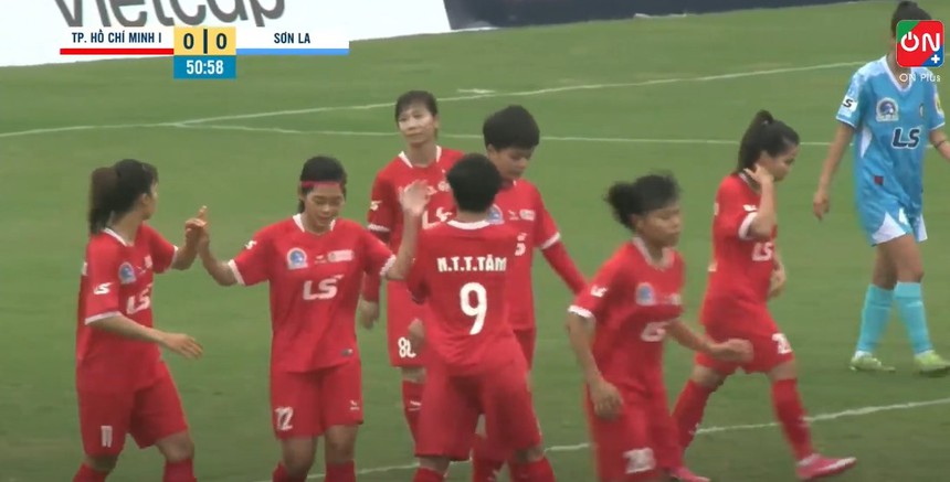 Tin nóng thể thao 6/12: Tuyển bóng chuyền nữ Việt Nam thua trong khi Kiều Trinh chấn thương, Thùy Trang vô địch lượt đi với đội nhà - Ảnh 3. Tin nóng thể thao 6/12: Tuyển bóng chuyền nữ Việt Nam thua trong khi Kiều Trinh chấn thương, Thùy Trang vô địch lượt đi với đội nhà - Ảnh 3.