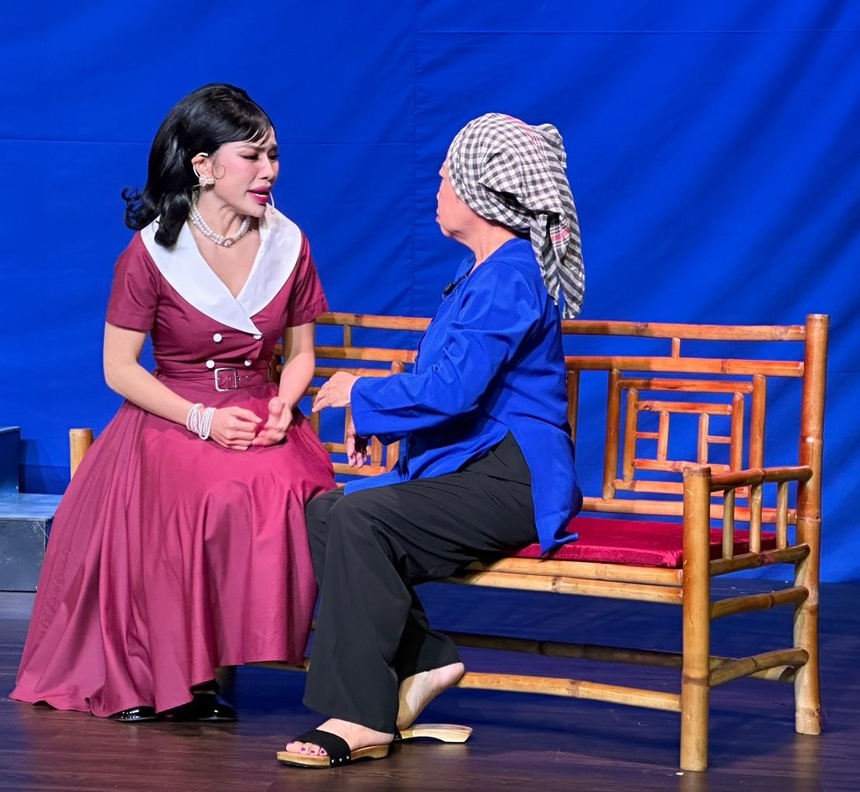 Những gương mặt trẻ của sân khấu phía Nam: Thầm lặng, nhưng mở ra hy vọng - Ảnh 2.