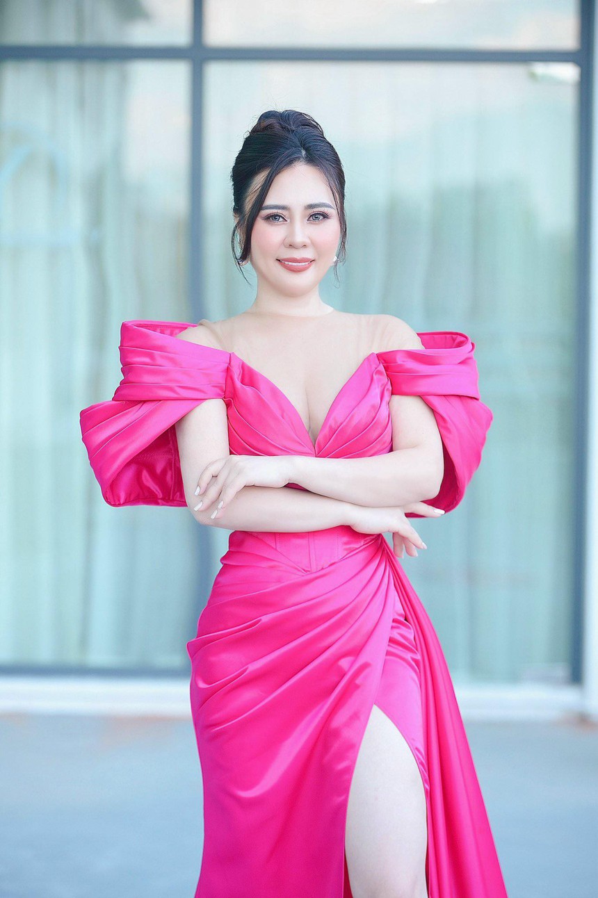 Lý do Hoa hậu Phan Kim Oanh lỡ hẹn phim hài Tết của đạo diễn diễn Bình Trọng - Ảnh 4. Lý do Hoa hậu Phan Kim Oanh lỡ hẹn phim hài Tết của đạo diễn diễn Bình Trọng - Ảnh 4.