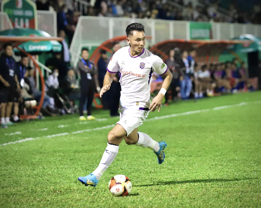 Nhận định bóng đá Khánh Hòa vs Bình Dương (18h00, 10/12), V-League vòng 5 - Ảnh 2. Nhận định bóng đá Khánh Hòa vs Bình Dương (18h00, 10/12), V-League vòng 5 - Ảnh 2.