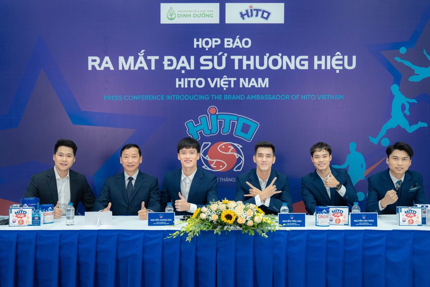 Văn Toàn, Tiến Linh, Hoàng Đức cùng Hito ra mắt quỹ "Chắp cánh ước mơ vươn cao Việt Nam" - Ảnh 3.