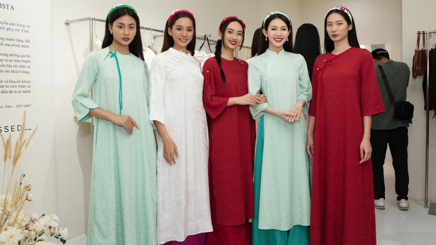 Dàn thí sinh Miss Cosmo Việt Nam 2023 khoe sắc với áo dài - Ảnh 1.