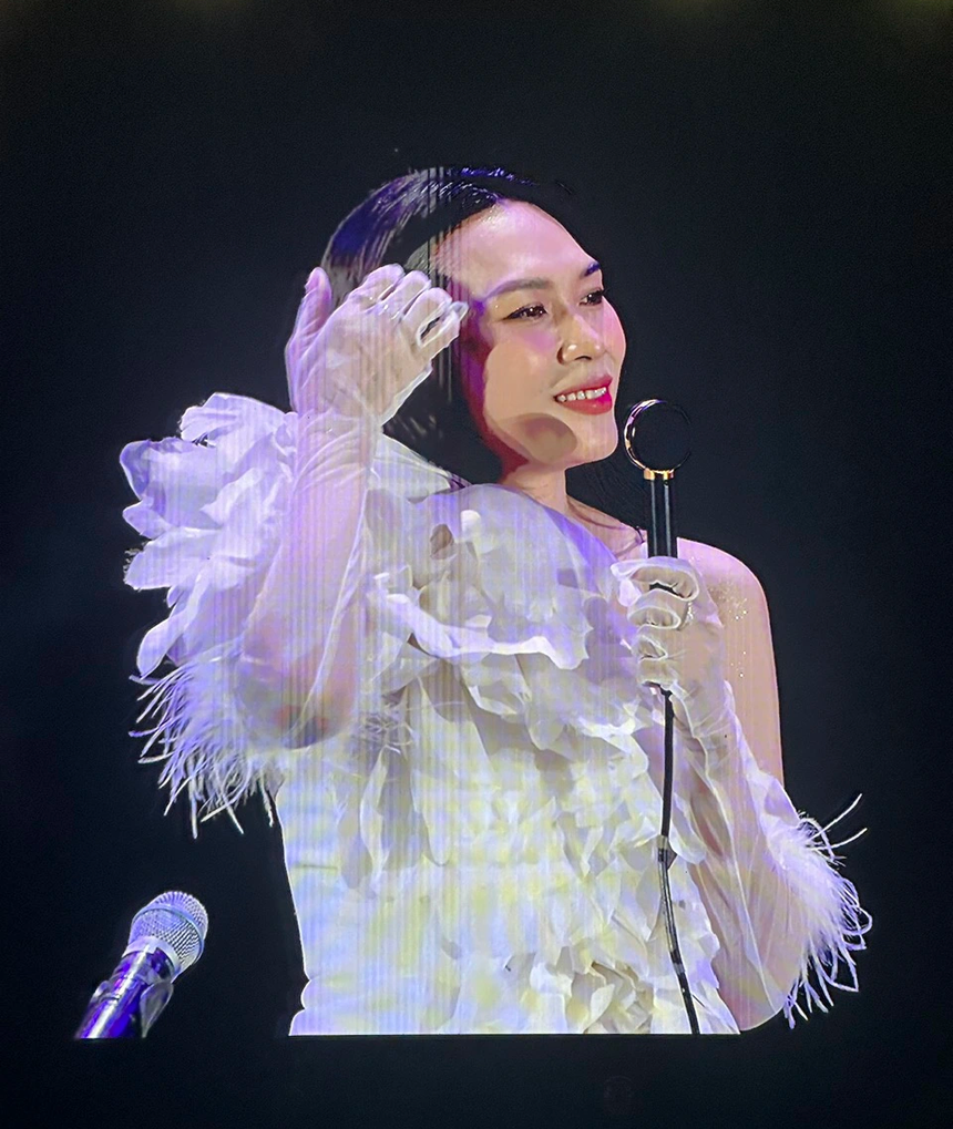 Mỹ Tâm kể 'sự tích' chiếc mic đặc biệt trong show My Soul 1981 - Ảnh 2.