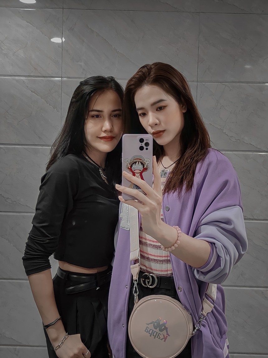 'Song Thúy' của bóng chuyền Việt Nam gây ngỡ ngàng với nhan sắc thần tiên tỉ tỉ tại lễ tổng kết ăn mừng chức vô địch - Ảnh 6.