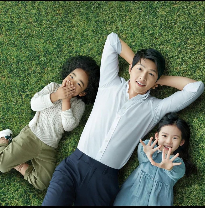 Minh chứng Song Joong Ki sẽ là người cha tuyệt vời nhất - Ảnh 4.