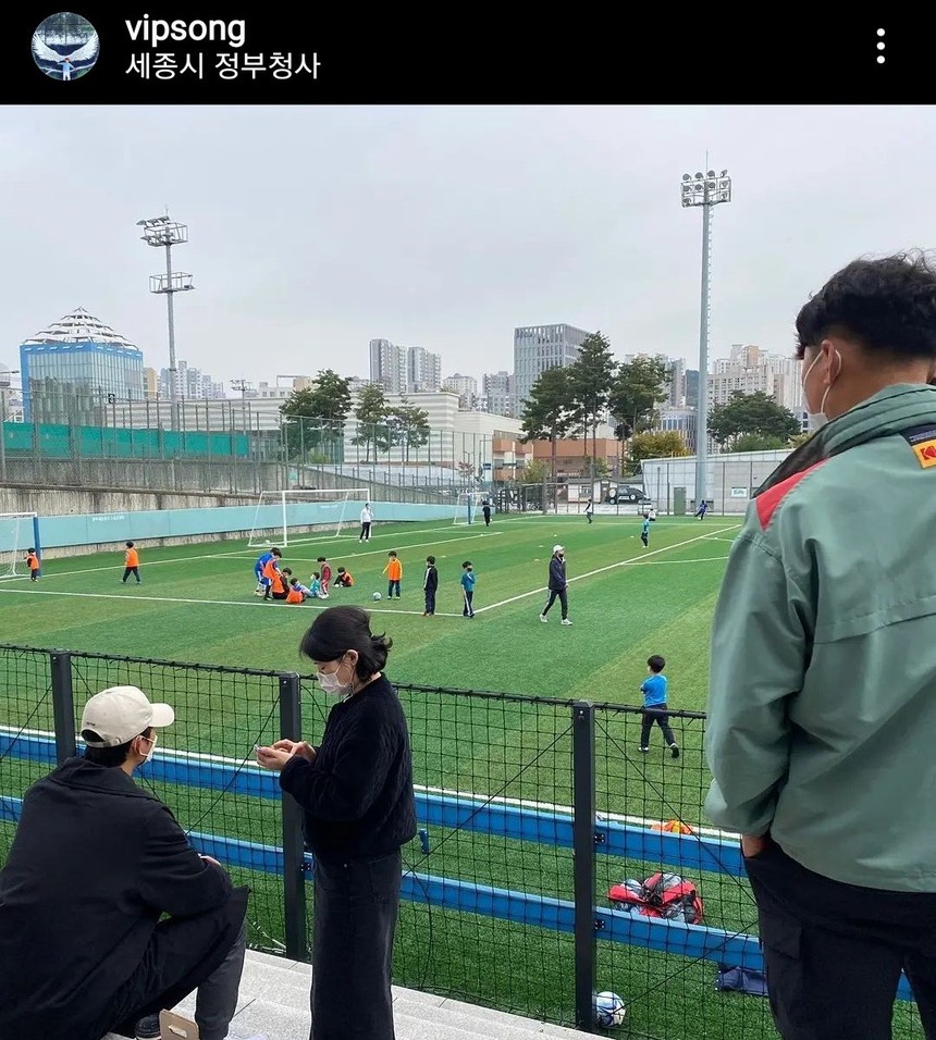 Minh chứng Song Joong Ki sẽ là người cha tuyệt vời nhất - Ảnh 6.