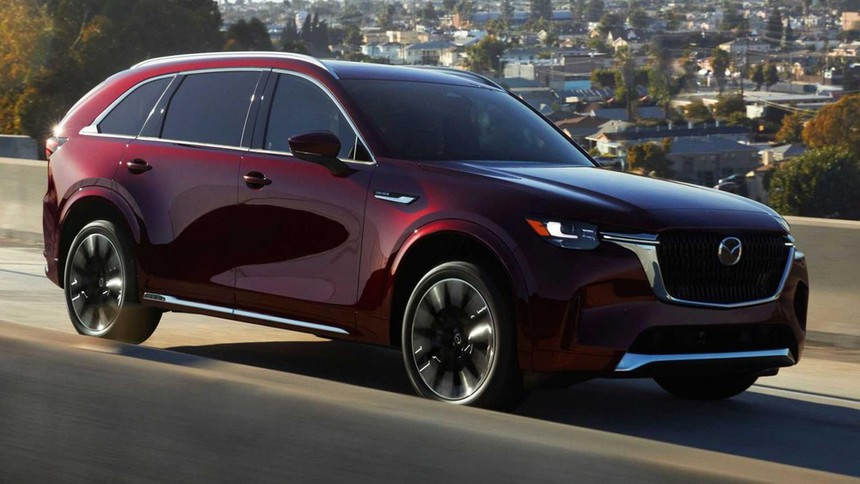 Mazda CX-90 2024 chính thức trình làng: Động cơ mạnh mẽ, hướng tới phân khúc xe sang - Ảnh 3. Mazda CX-90 2024 chính thức trình làng: Động cơ mạnh mẽ, hướng tới phân khúc xe sang - Ảnh 3.