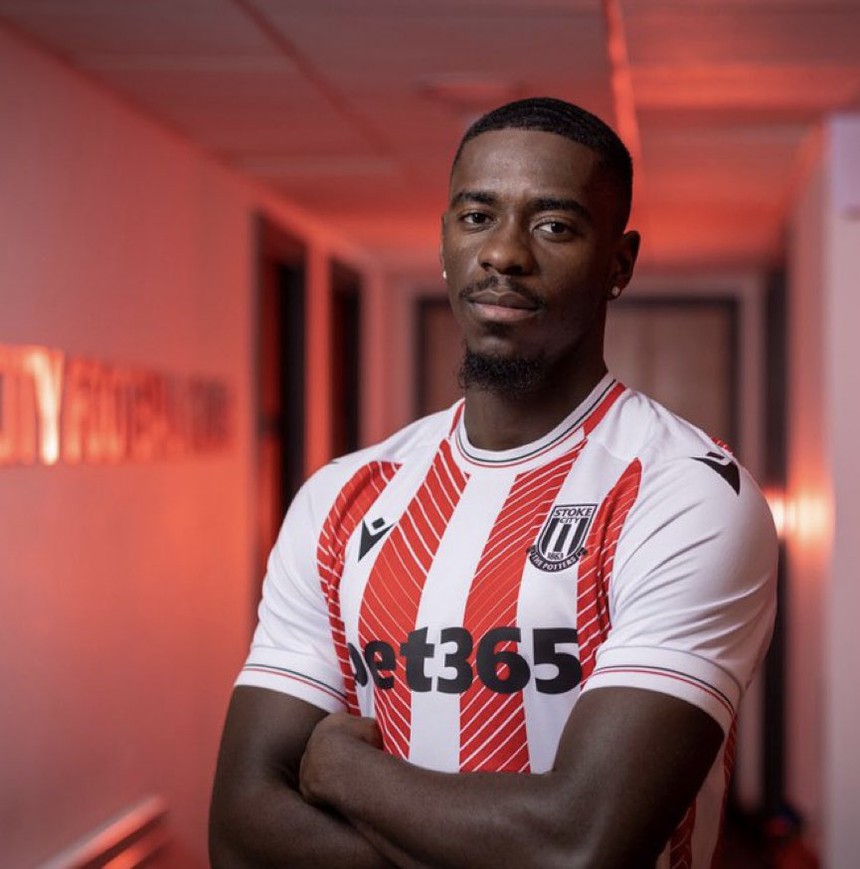 Tin bóng đá MU ngày 2/1: Ba cầu thủ rời MU trong ngày cuối chuyển nhượng - Ảnh 4. Tin bóng đá MU ngày 2/1: Ba cầu thủ rời MU trong ngày cuối chuyển nhượng - Ảnh 4.