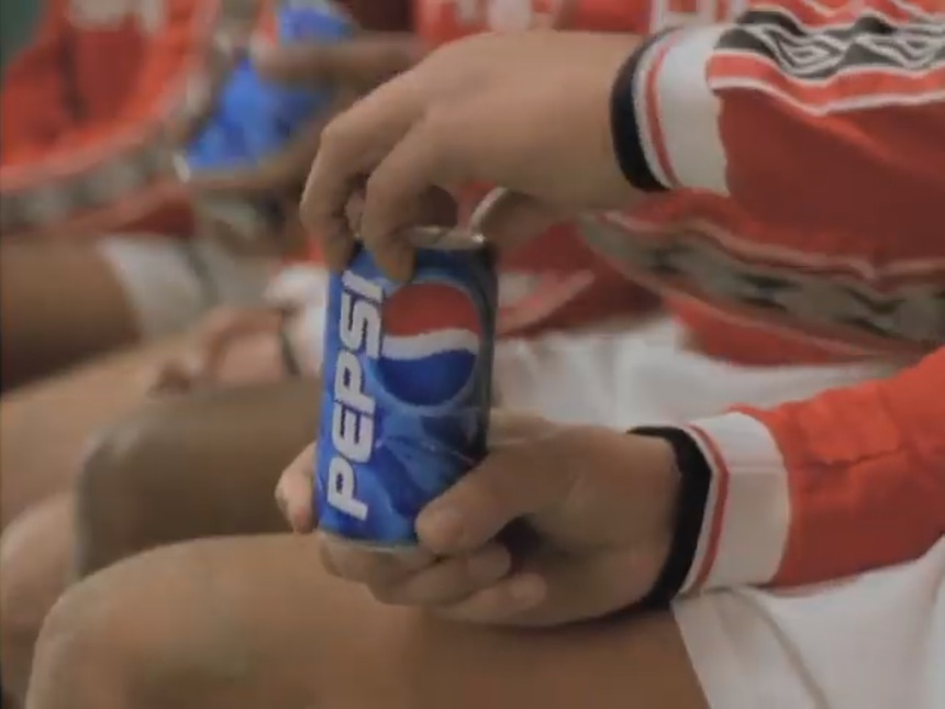 MU từng gặp vấn đề với nhà tài trợ của giải đấu - Ảnh 2.