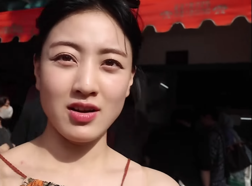 Jihyo (TWICE) chờ tận 1,5 giờ để ăn tại quán đạt sao Michelin ở Thái Lan thế nhưng kết quả lại khiến nhiều người tranh cãi - Ảnh 1.