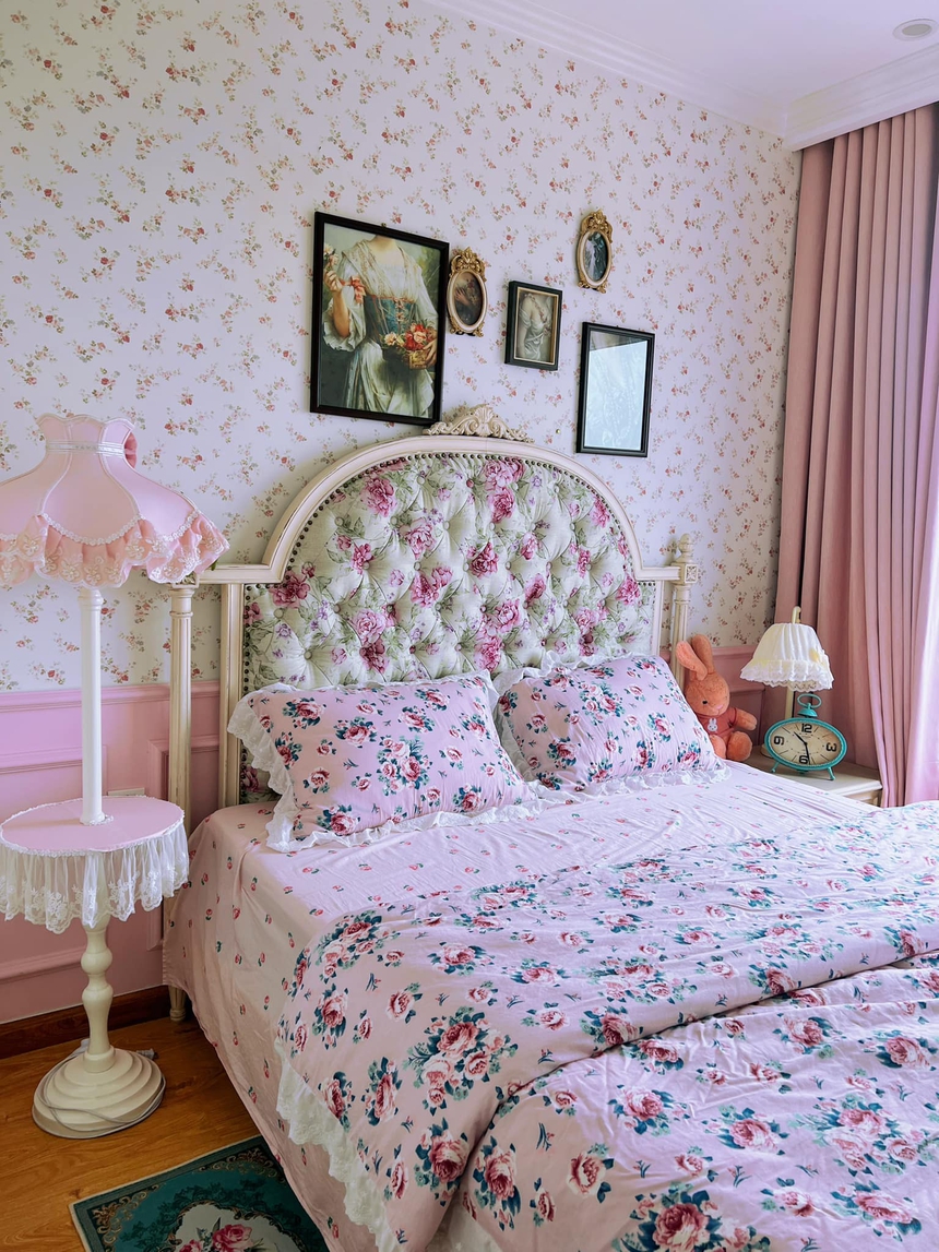 Nội thất chuẩn cung điện bên trong căn hộ đang rao bán của Hoà Minzy, có đồ smeg . ví như studio chụp ảnh  - Ảnh 7.