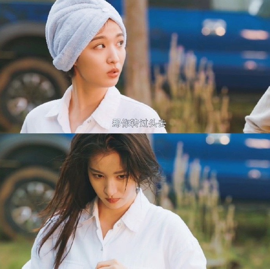 Soi mặt mộc của 'bản sao Lưu Diệc Phi' ở phim mới: Đẹp không tì vết, thân hình lại nóng bỏng ăn đứt đàn chị? - Ảnh 6.