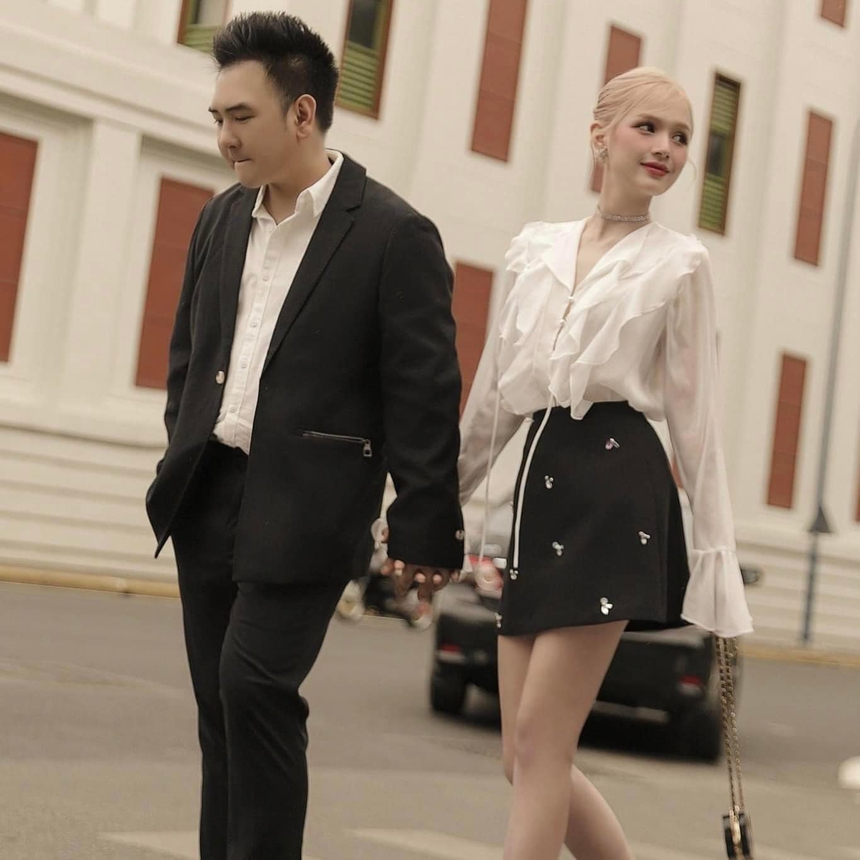 “Mở bát” Valentine năm nay vợ chồng Xemesis kỉ niệm hành trình 5 năm yêu nhau: Từ yêu đến cưới đều ngọt ngào, Xoài Non giờ đã “chín” vì nhan sắc mãi keo! - Ảnh 10.