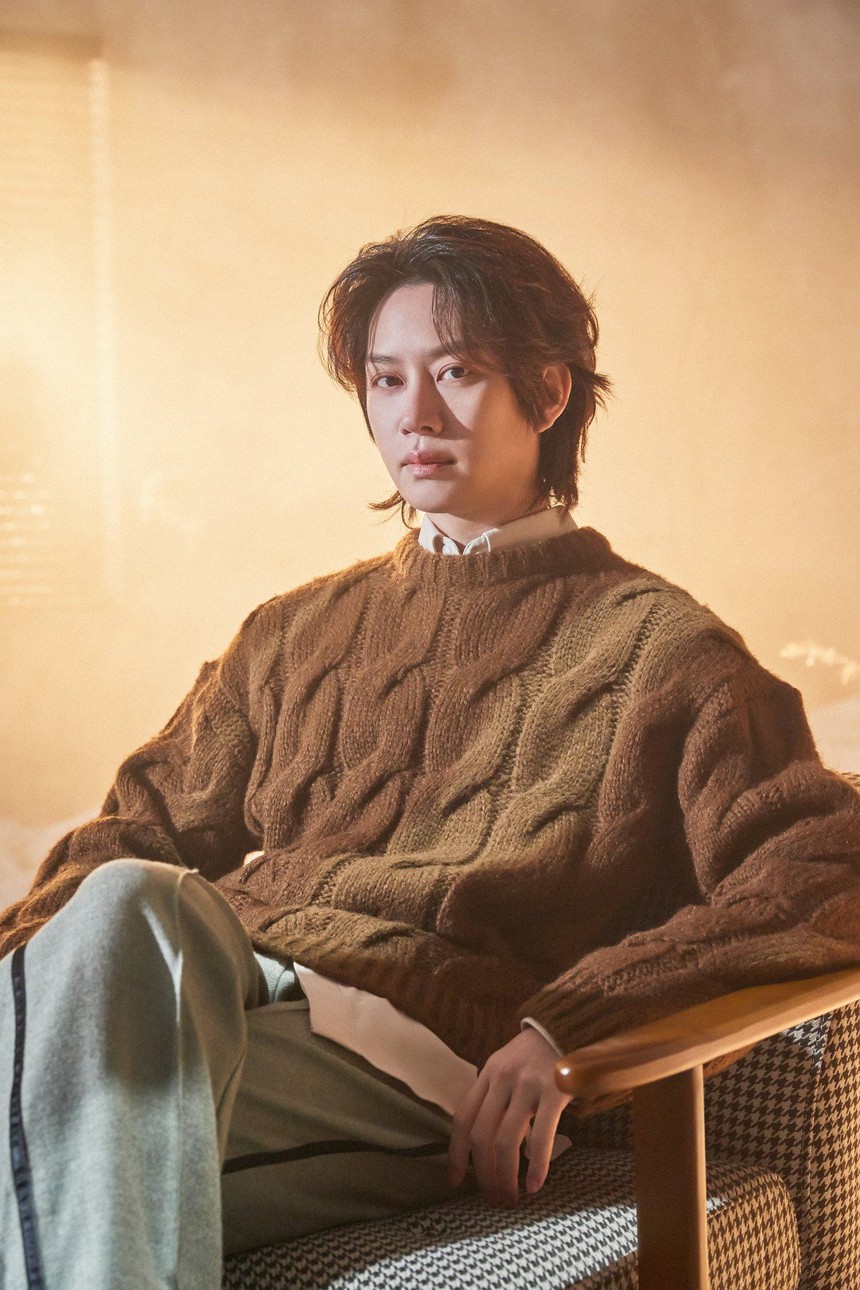 Heechul (Super Junior): 'Siêu sao vũ trụ' không sợ trời không sợ đất, thậm chí 'xách mé' cả công ty SM - Ảnh 13. Heechul (Super Junior): 'Siêu sao vũ trụ' không sợ trời không sợ đất, thậm chí 'xách mé' cả công ty SM - Ảnh 13.