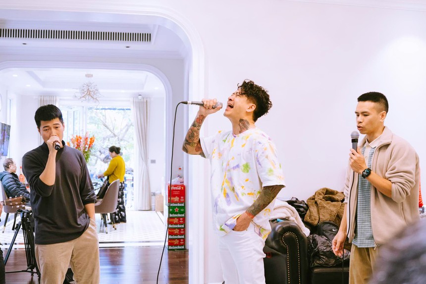 Ca sĩ Tuấn Hưng: 'Với tôi, anh Ngọc Châu là người rất đặc biệt' - Ảnh 1. Ca sĩ Tuấn Hưng: 'Với tôi, anh Ngọc Châu là người rất đặc biệt' - Ảnh 1.