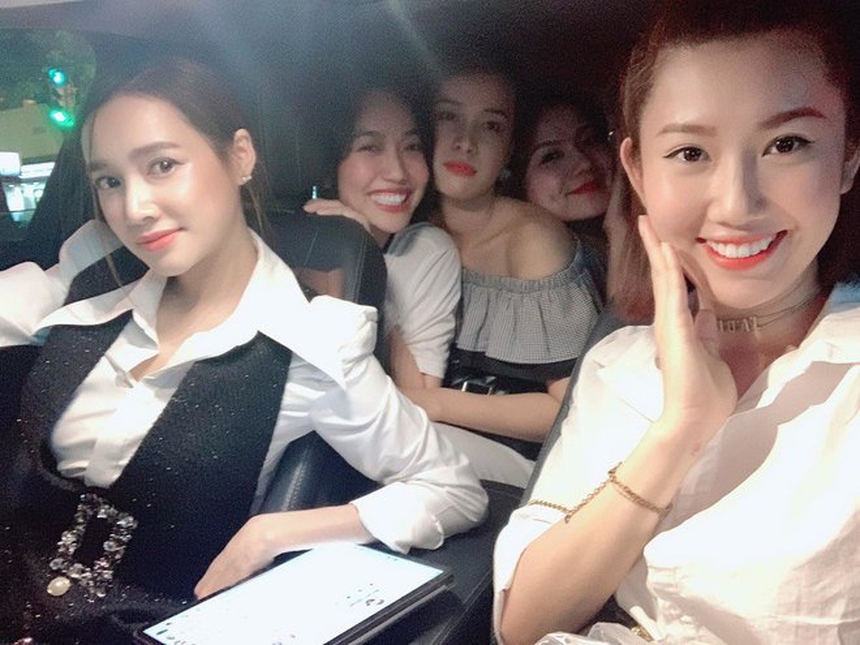 Những sao Việt là bạn 'ngồi trên ghế nhà trường' cùng nhau - Ảnh 2.