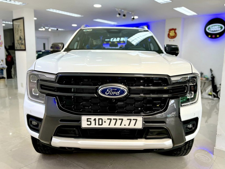 Ford Ranger biển số ngũ quý 7 rao bán 2,4 tỷ đồng: Xe gần như mới 'đập hộp', đã có khách cọc - Ảnh 2.
