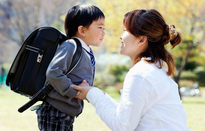 Đã tìm thấy ứng viên trả lời được câu hỏi hack não: "Mẹ và bạn gái cùng rơi xuống nước, anh chọn cứu ai?" - Đến nhà tuyển dụng cũng không thể phản bác - Ảnh 2.