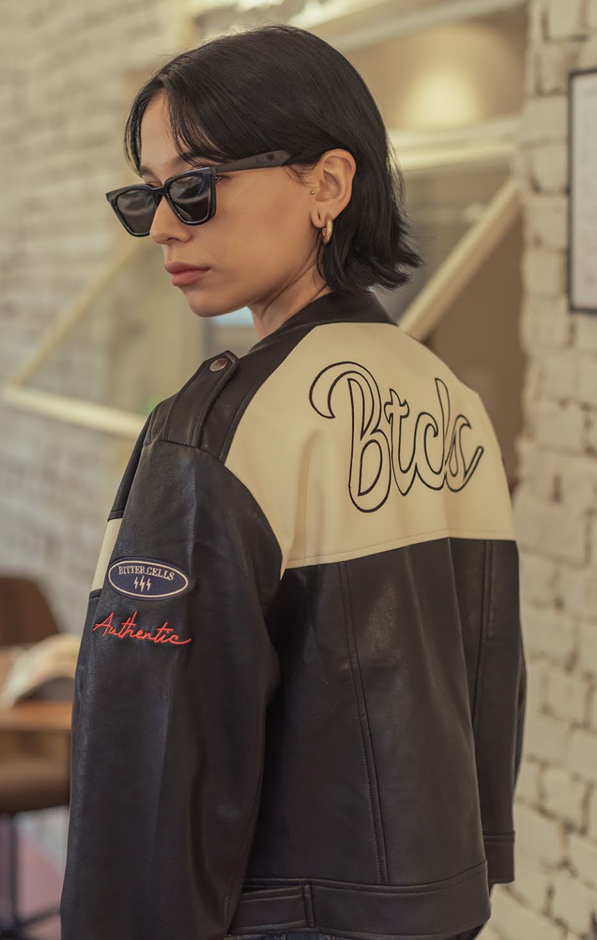 Đụng hàng mẫu váy, Jennie Blackpink và Yeji ITZY ai nhỉnh hơn - Ảnh 3. Đụng hàng mẫu váy, Jennie Blackpink và Yeji ITZY ai nhỉnh hơn - Ảnh 3.