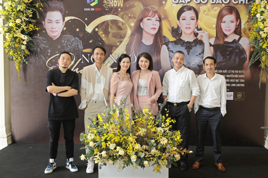 Tùng Dương: ‘Với đàn ông, phụ nữ là chìa khóa của mọi vấn đề’ - Ảnh 2. Tùng Dương: ‘Với đàn ông, phụ nữ là chìa khóa của mọi vấn đề’ - Ảnh 2.