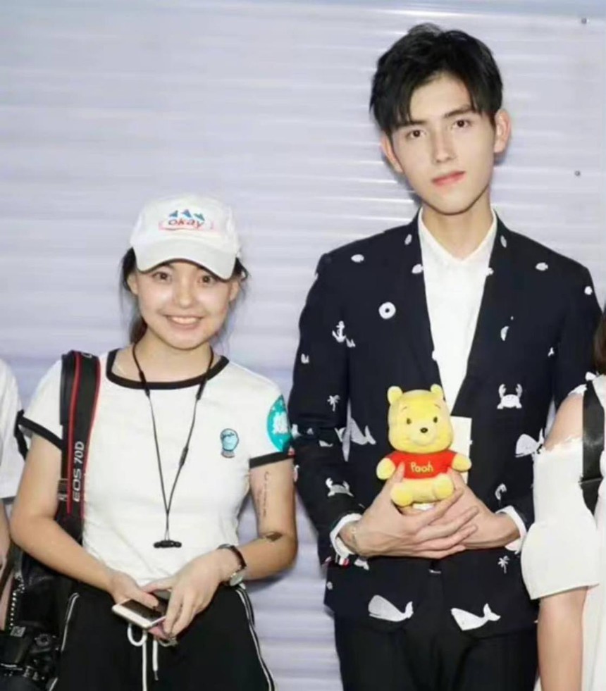 Lạ kỳ như fan nữ lộ ảnh giường chiếu với 'thái tử' Trần Phi Vũ: Điên cuồng 'đẩy thuyền' bạn trai với 1 công chúa nhưng không phải Trương Tịnh Nghi! - Ảnh 3.