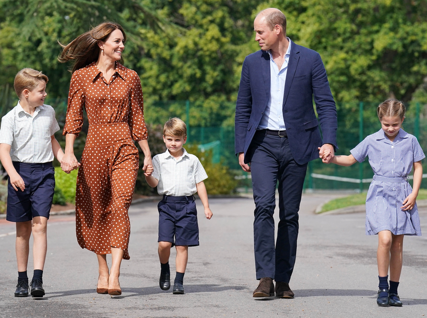 William và Kate có một nguyên tắc đặc biệt nghiêm khắc cho các con mà cha mẹ nào cũng có thể học hỏi - Ảnh 1. William và Kate có một nguyên tắc đặc biệt nghiêm khắc cho các con mà cha mẹ nào cũng có thể học hỏi - Ảnh 1.