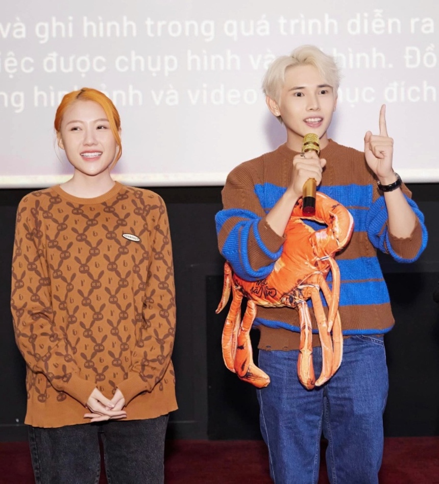 Những cặp đôi được mong chờ công khai hẹn hò ngày 14/2: Người lộ loạt hint chất lượng, người đã về ra mắt gia đình?  - Ảnh 6.