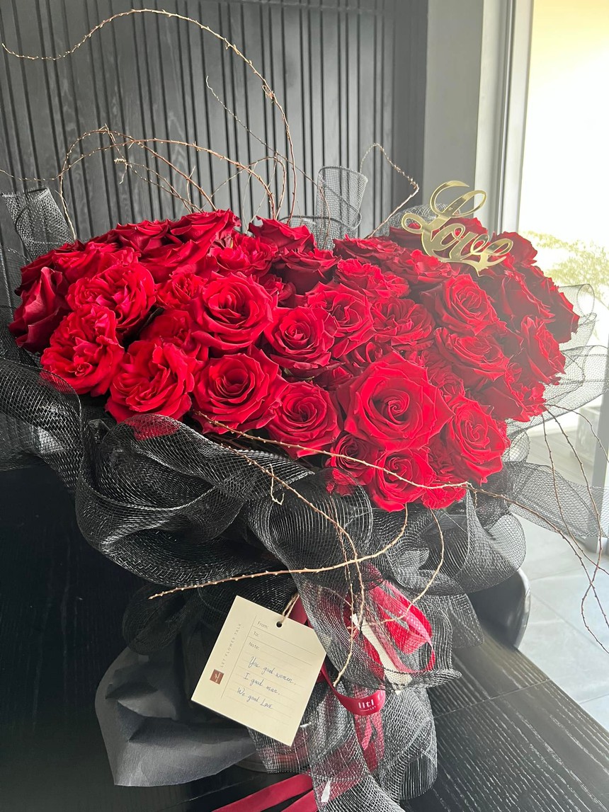 Dàn sao Vbiz ngày Valentine: Hương Giang chán nản, một sao nữ tung ảnh bán nude - Ảnh 13. Dàn sao Vbiz ngày Valentine: Hương Giang chán nản, một sao nữ tung ảnh bán nude - Ảnh 13.