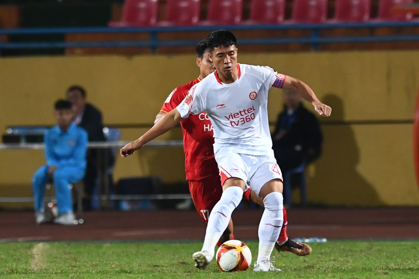 Đức Chiến 'Siu' như Ronaldo sau bàn thắng đẹp vào lưới CLB Công An Hà Nội  - Ảnh 8.